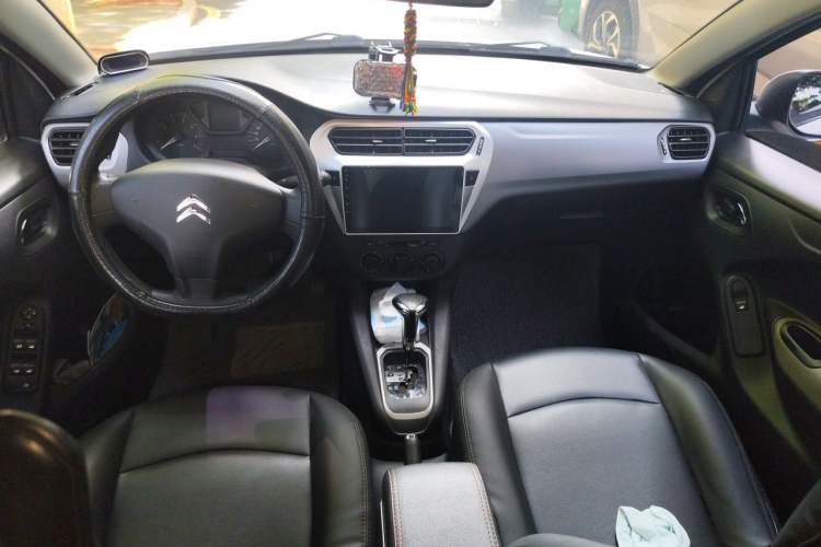 Used Citroen Elysee 2016 1.6L Automatic Fashion Model Center Console