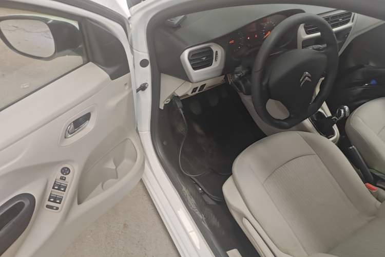 Used Citroen Elysee 2016 1.6L Manual Fashion Edition Driver Seat