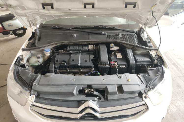 Used Citroen Elysee 2016 1.6L Manual Fashion Edition Engine Bay