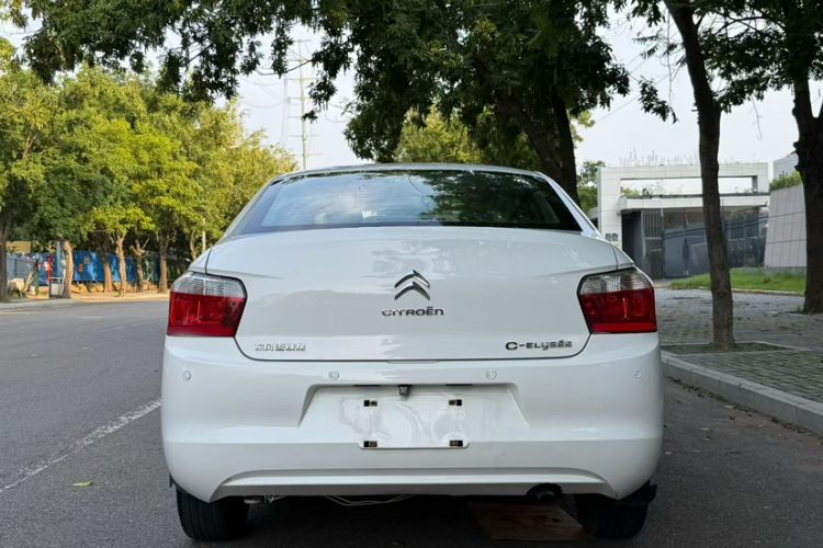 Used Citroen Elysee 2016 1.6L Manual Fashion Edition Exterior 4