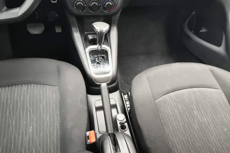Used Citroen Elysee 2016 1.6L Automatic Fashion Model Gear Lever