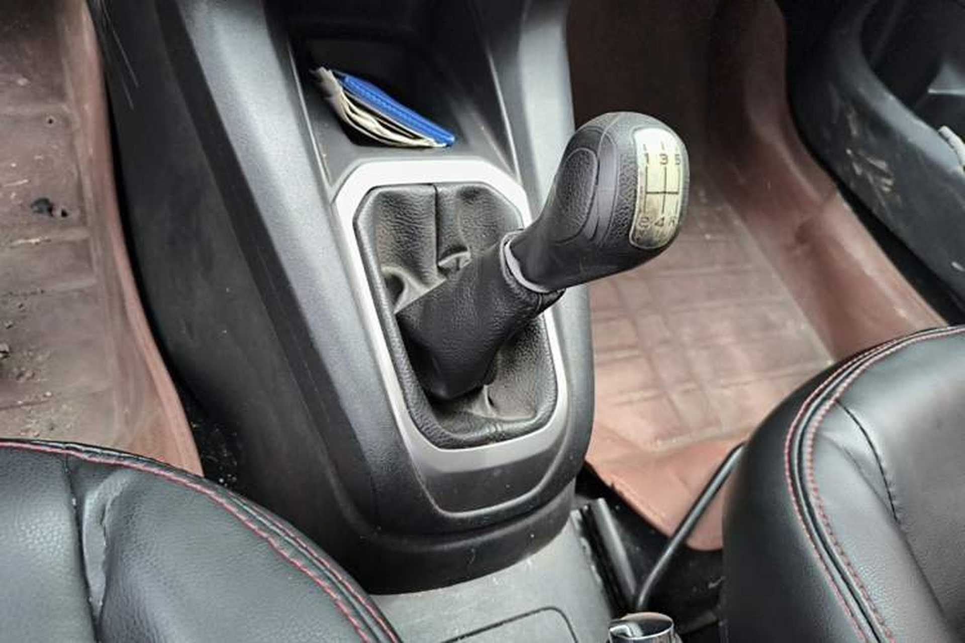 Used Citroen Elysee 2016 1.6L Manual Fashion Edition Gear Lever
