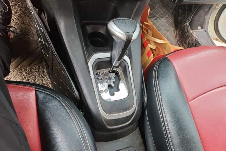 Used Citroen Elysee 2016 1.6L Automatic Fashion Model Gear Lever