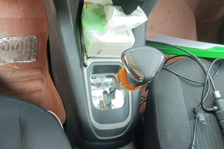 Used Citroen Elysee 2016 1.6L Automatic Fashion Model Gear Lever