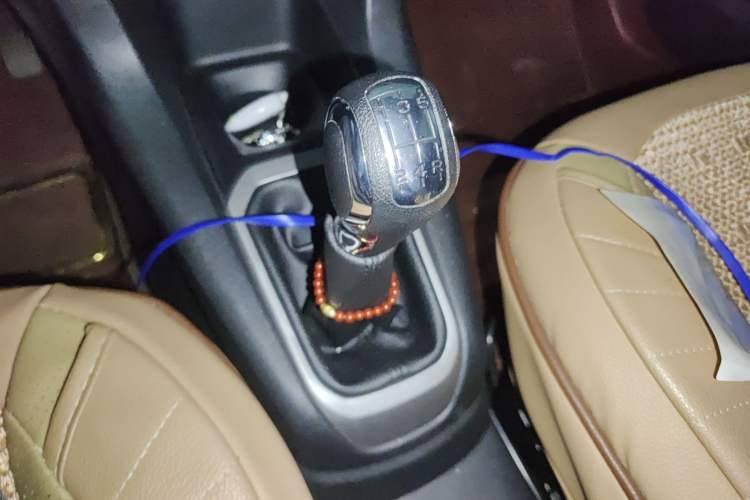 Used Citroen Elysee 2016 1.6L Manual Fashion Edition Gear Lever
