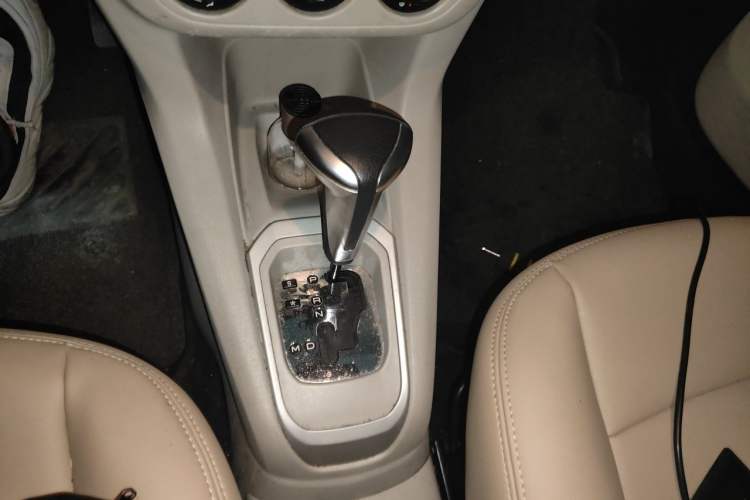 Used Citroen Elysee 2016 1.6L Automatic Fashion Model Gear Lever