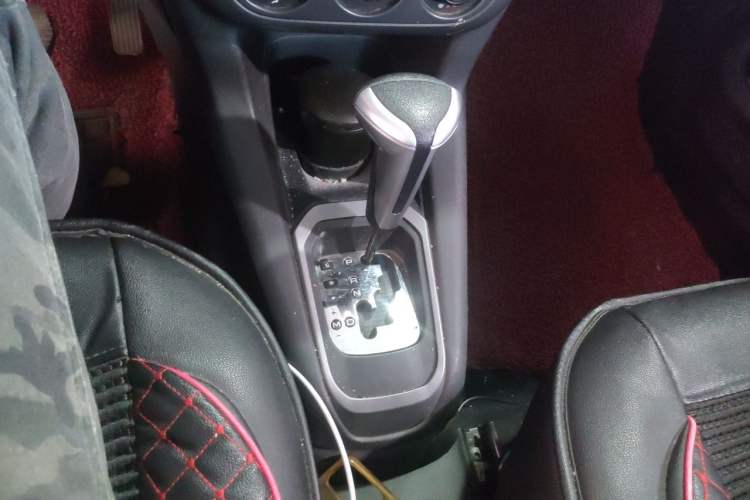 Used Citroen Elysee 2016 1.6L Automatic Fashion Model Gear Lever