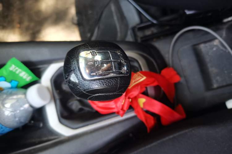 Used Citroen Elysee 2016 1.6L Manual Fashion Edition Gear Lever