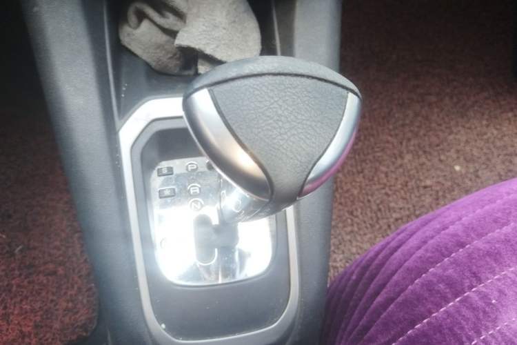 Used Citroen Elysee 2016 1.6L Automatic Fashion Model Gear Lever