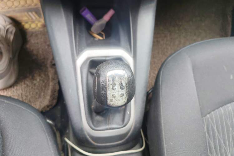 Used Citroen Elysee 2016 1.6L Manual Fashion Edition Gear Lever
