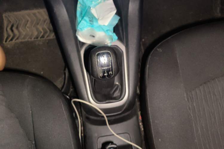 Used Citroen Elysee 2016 1.6L Manual Fashion Edition Gear Lever