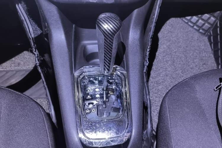 Used Citroen Elysee 2016 1.6L Automatic Fashion Model Gear Lever