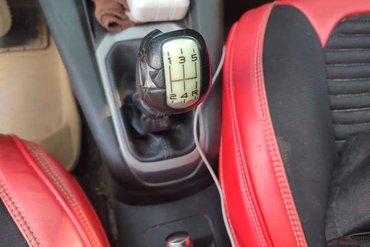 Used Citroen Elysee 2016 1.6L Manual Fashion Edition Gear Lever