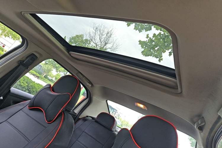 Used Citroen Elysee 2016 1.6L Automatic Comfort Model Headliner