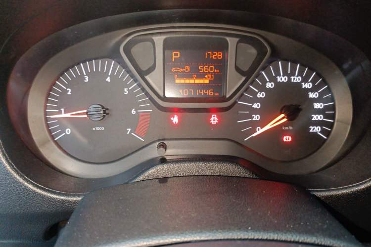 Used Citroen Elysee 2016 1.6L Automatic Fashion Model Instrument Cluster