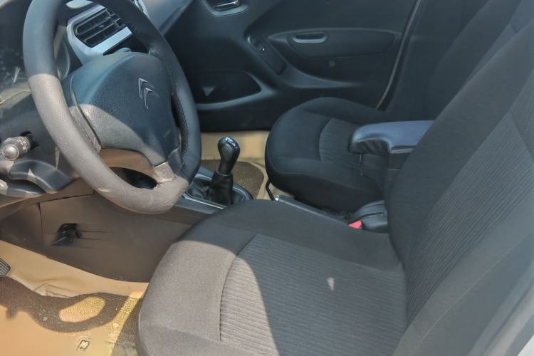 Used Citroen Elysee 2016 1.6L Manual Fashion Edition Interior 4