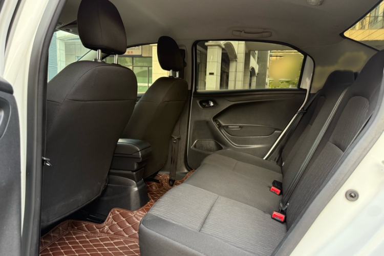 Used Citroen Elysee 2016 1.6L Manual Fashion Edition Interior 4