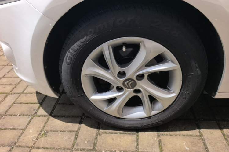 Used Citroen Elysee 2016 1.6L Automatic Comfort Model Left Front Wheel Hub