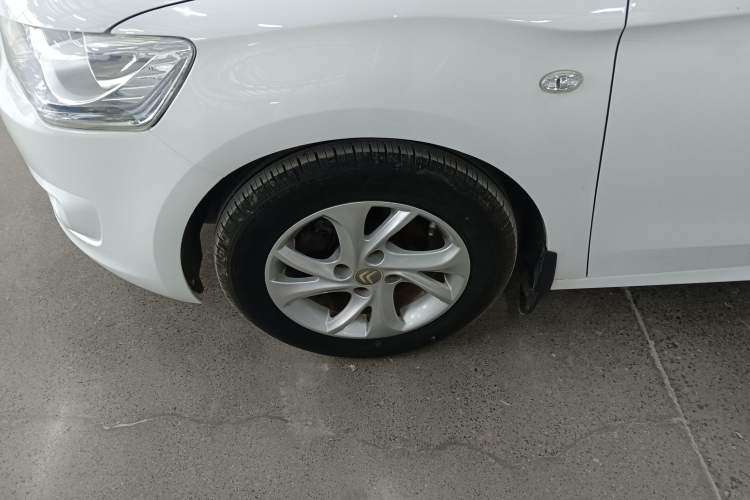 Used Citroen Elysee 2016 1.6L Manual Fashion Edition Left Front Wheel Hub