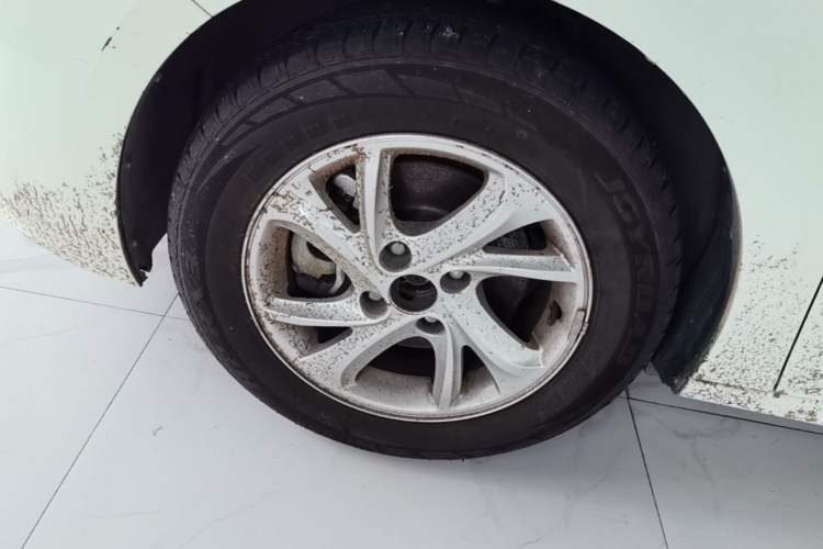 Used Citroen Elysee 2016 1.6L Manual Comfort Model Left Front Wheel Hub