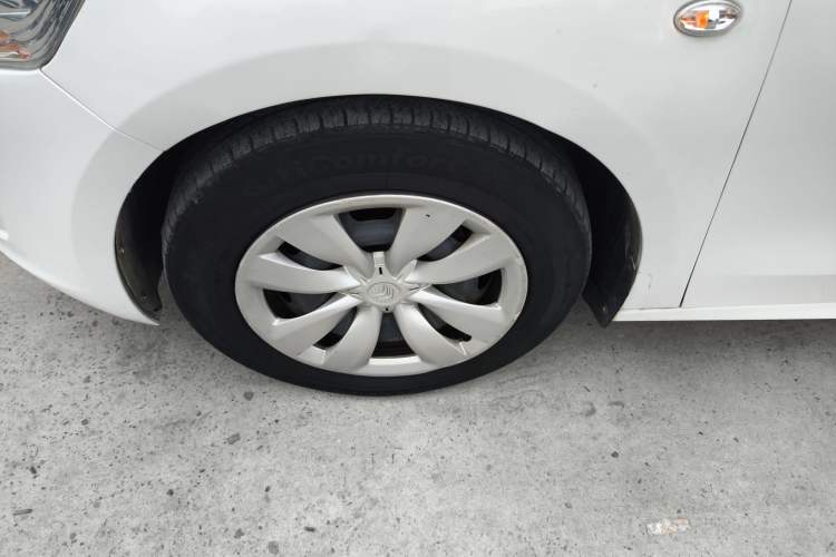 Used Citroen Elysee 2016 1.6L Automatic Fashion Model Left Front Wheel Hub