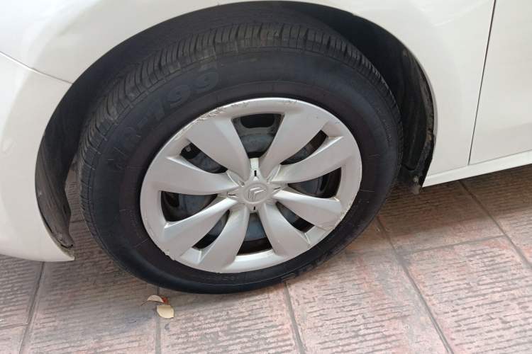 Used Citroen Elysee 2016 1.6L Manual Fashion Edition Left Front Wheel Hub