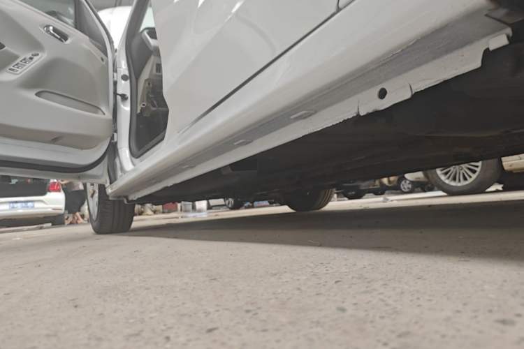 Used Citroen Elysee 2016 1.6L Manual Fashion Edition Left Side Sill