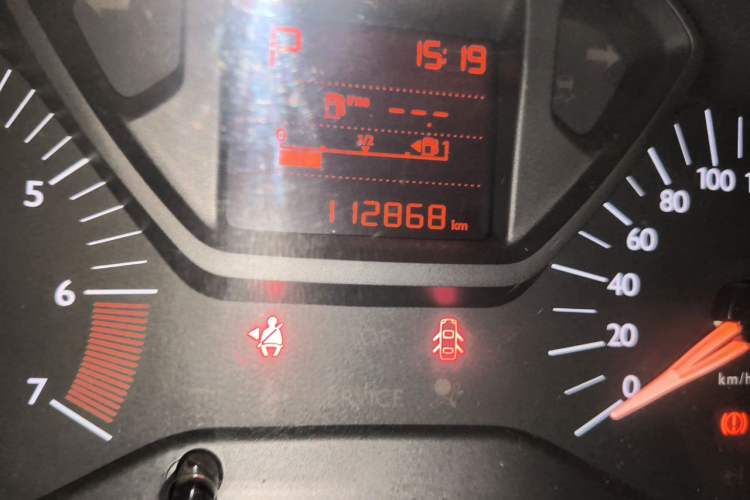 Used Citroen Elysee 2016 1.6L Automatic Fashion Model Odometer Close Up