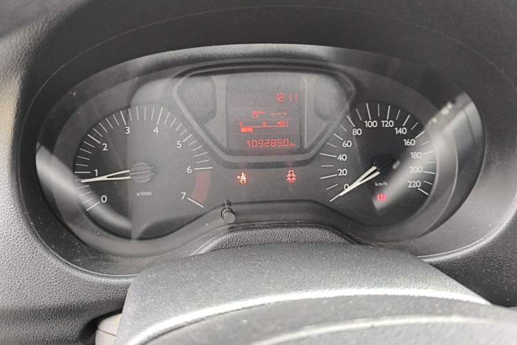Used Citroen Elysee 2016 1.6L Manual Fashion Edition Odometer Close Up