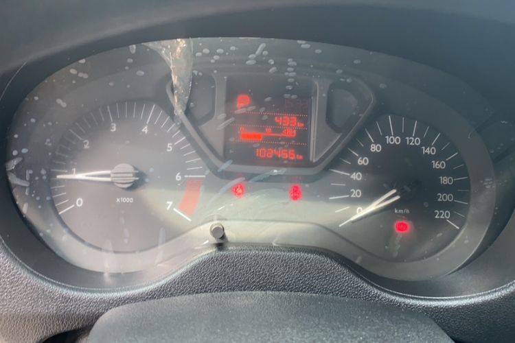 Used Citroen Elysee 2016 1.6L Automatic Fashion Model Odometer Close Up