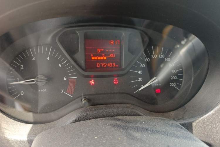 Used Citroen Elysee 2016 1.6L Manual Fashion Edition Odometer Close Up
