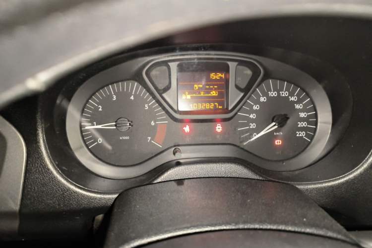 Used Citroen Elysee 2016 1.6L Manual Fashion Edition Odometer Close Up