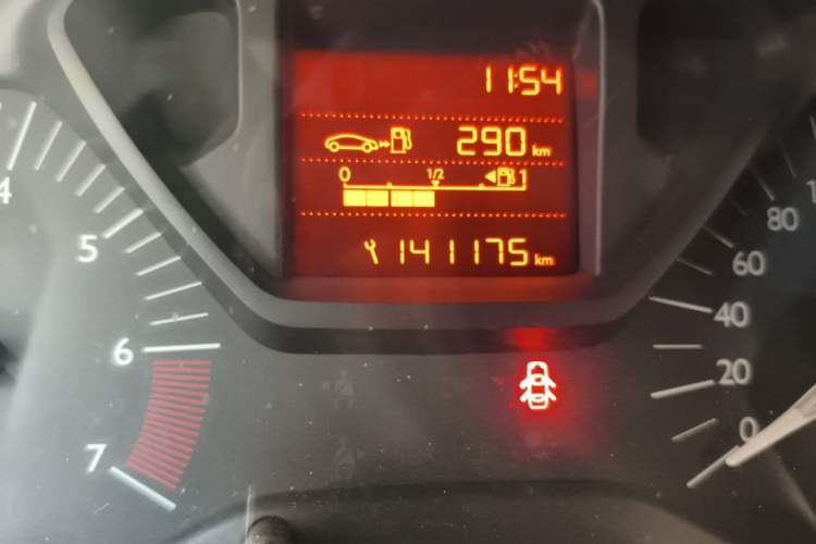 Used Citroen Elysee 2016 1.6L Manual Fashion Edition Odometer Close Up