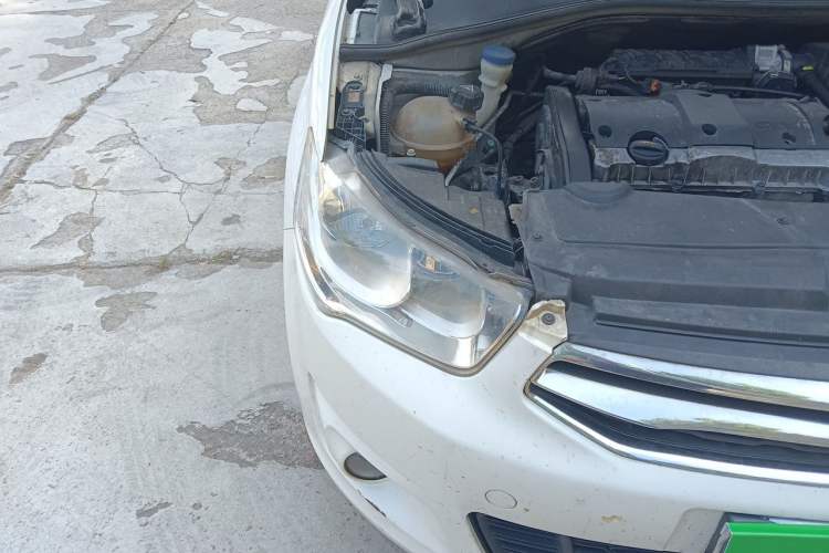 Used Citroen Elysee 2016 1.6L Automatic Fashion Model Right Front Headlight