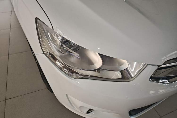 Used Citroen Elysee 2016 1.6L Automatic Fashion Model Right Front Headlight