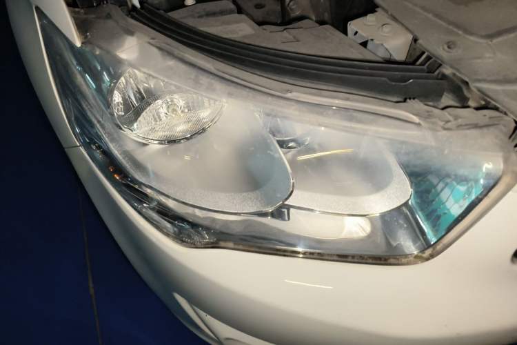Used Citroen Elysee 2016 1.6L Manual Fashion Edition Right Front Headlight