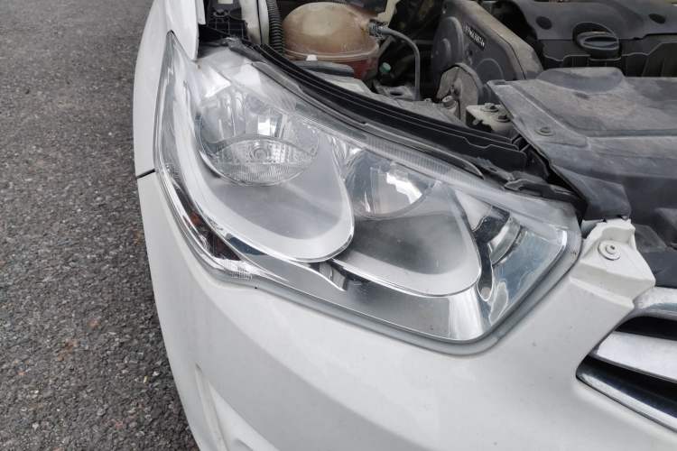 Used Citroen Elysee 2016 1.6L Automatic Fashion Model Right Front Headlight