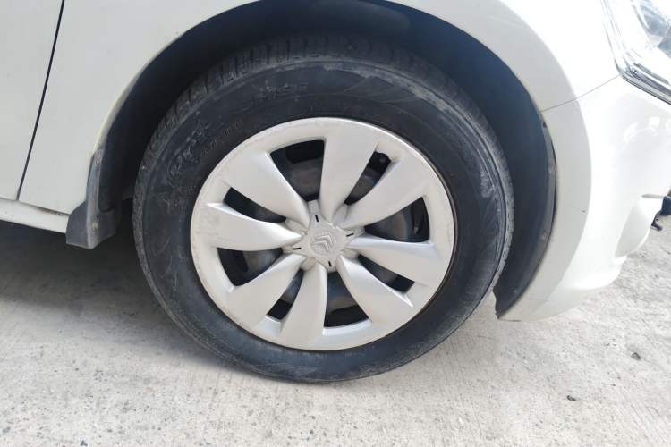 Used Citroen Elysee 2016 1.6L Manual Fashion Edition Right Front Wheel Hub