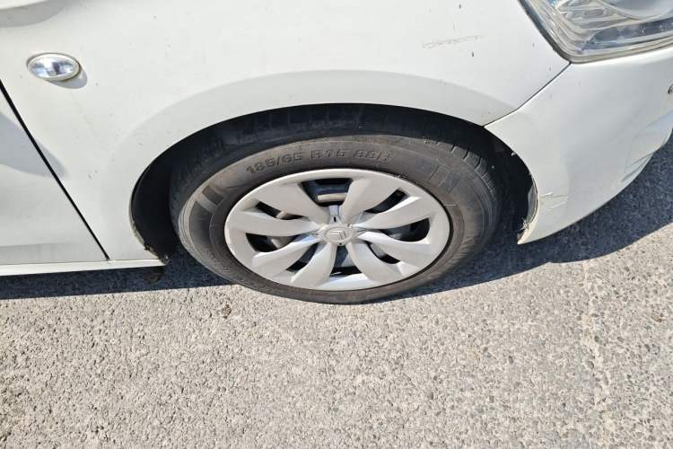 Used Citroen Elysee 2016 1.6L Manual Fashion Edition Right Front Wheel Hub