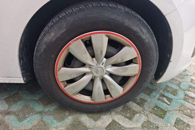 Used Citroen Elysee 2016 1.6L Manual Fashion Edition Right Front Wheel Hub