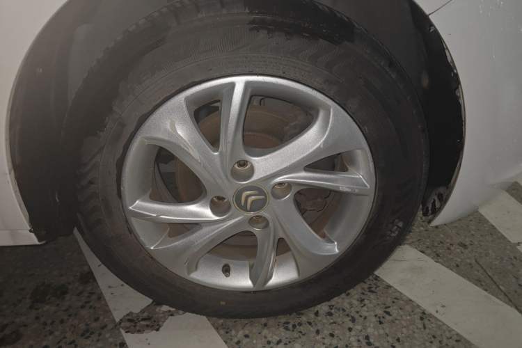 Used Citroen Elysee 2016 1.6L Manual Fashion Edition Right Front Wheel Hub