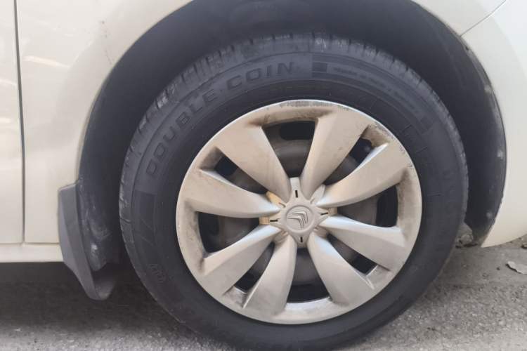 Used Citroen Elysee 2016 1.6L Manual Fashion Edition Right Front Wheel Hub