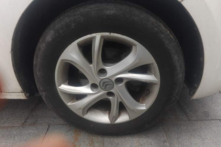 Used Citroen Elysee 2016 1.6L Manual Fashion Edition Right Front Wheel Hub