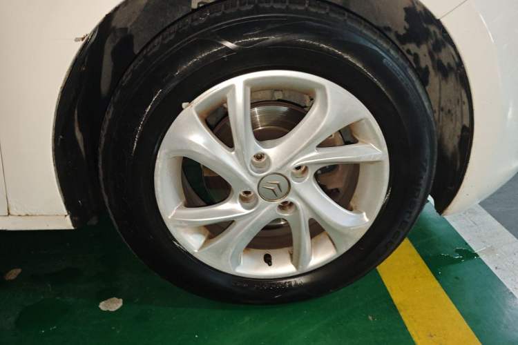 Used Citroen Elysee 2016 1.6L Manual Fashion Edition Right Front Wheel Hub