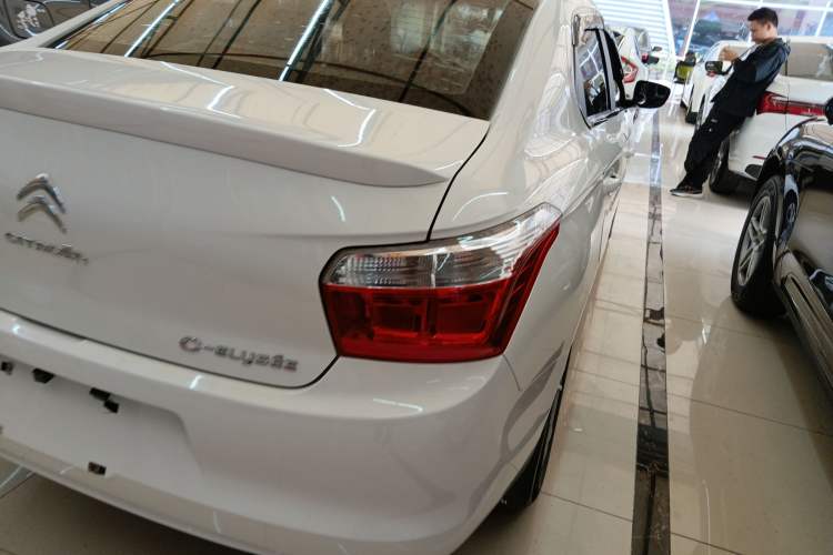 Used Citroen Elysee 2016 1.6L Manual Fashion Edition Right Rear Taillight