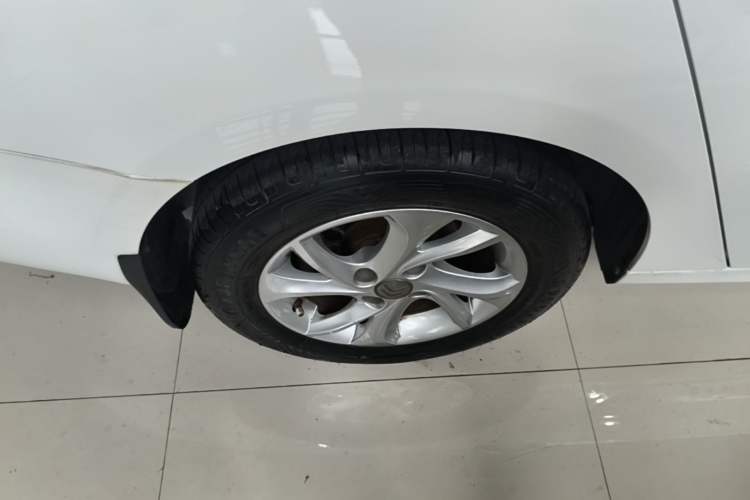 Used Citroen Elysee 2016 1.6L Automatic Fashion Model Right Rear Wheel Hub