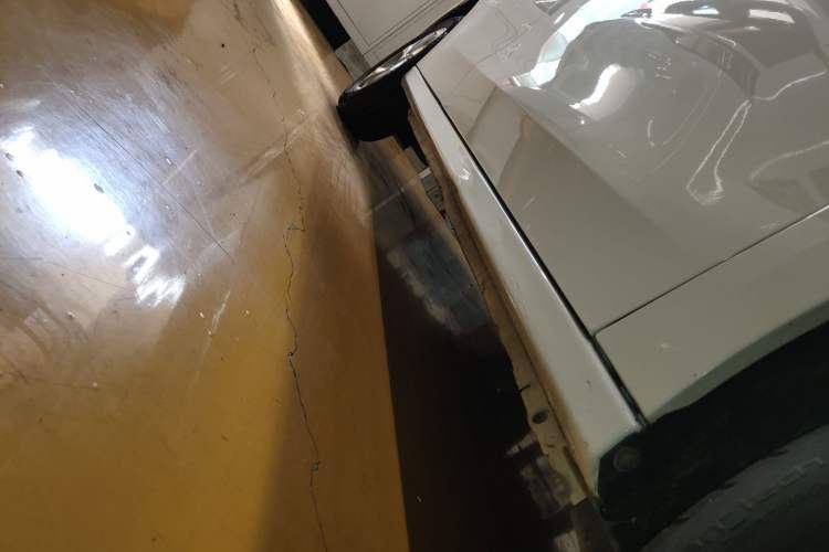 Used Citroen Elysee 2016 1.6L Automatic Fashion Model Right Side Sill