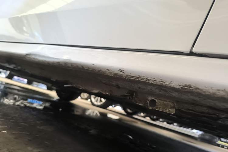 Used Citroen Elysee 2016 1.6L Automatic Fashion Model Right Side Sill
