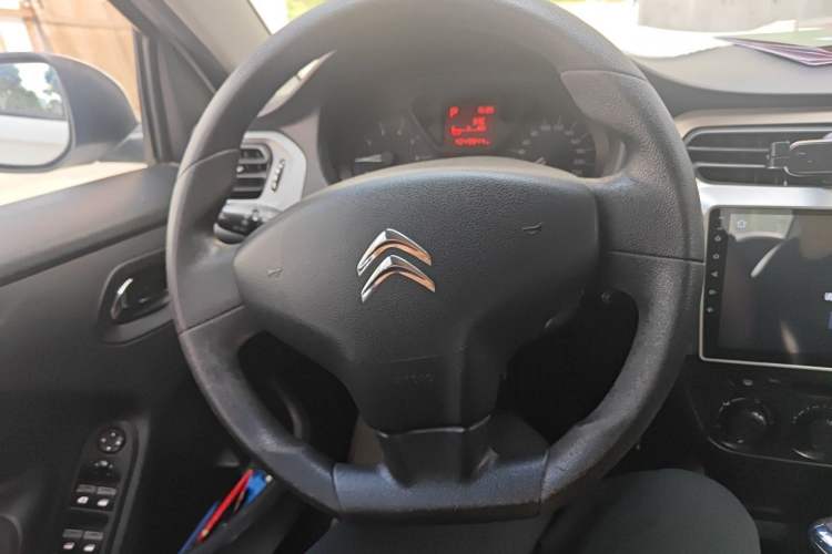 Used Citroen Elysee 2016 1.6L Automatic Fashion Model Steering Wheel