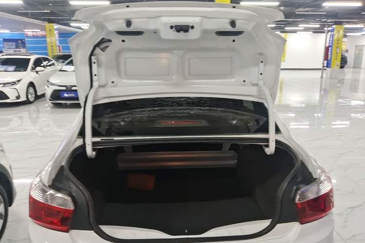 Used Citroen Elysee 2016 1.6L Automatic Fashion Model Trunk